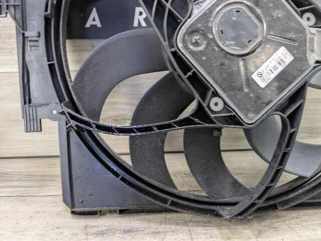 OEM BMW F22 F23 F30 F31 F32 F33 F36 N20 N26 N55 Radiator Cooling Fan Shroud 600W