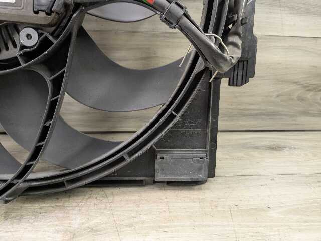 12-16 OEM BMW F22 F23 F30 F32 F33 F36 F87 M2 Radiator Cooling Fan Shroud 850W
