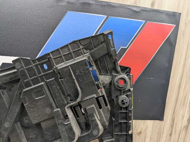 22-25 OEM BMW G42 230i 230iX Rear Left Driver Side Bumper Supports Brackets PAIR