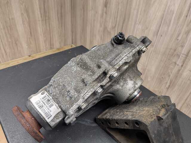 16-19 OEM BMW G12 750 G30 M550 N63R Front Differential Axle Carrier 2.81 105k