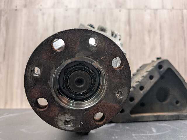 16-19 OEM BMW G12 750 G30 M550 N63R Front Differential Axle Carrier 2.81 105k