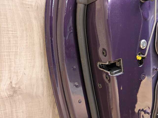 22-25 OEM BMW G42 G87 230 M240 M2 Front Left Driver Side Door Shell Panel Purple