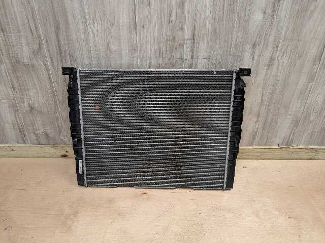 PRE-LCI OEM BMW G11 G12 750i 750iX G30 M550iX Auxiliary Coolant Radiator N63R