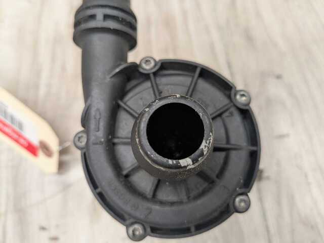 16-24 OEM BMW F90 G11 G12 G30 M5 Engine Electric Auxiliary Water Coolant Pump