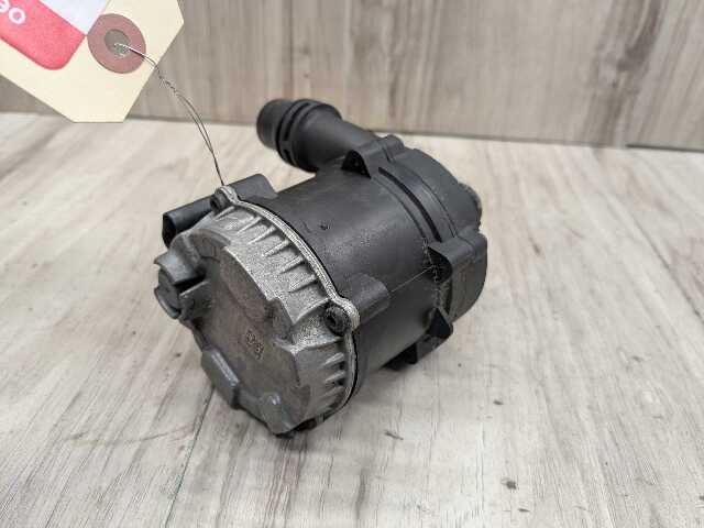 16-24 OEM BMW F90 G11 G12 G30 M5 Engine Electric Auxiliary Water Coolant Pump