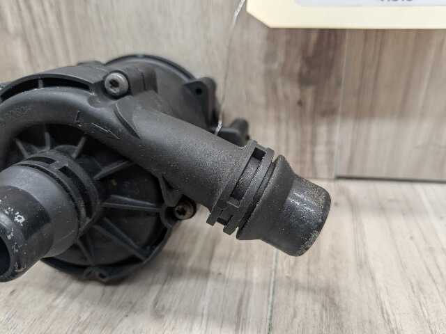 16-24 OEM BMW F90 G11 G12 G30 M5 Engine Electric Auxiliary Water Coolant Pump