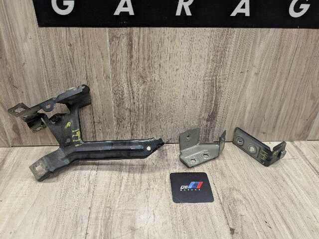 16-19 OEM BMW G11 G12 740 750 M760 Front Right Passenger Fender Bracket SET