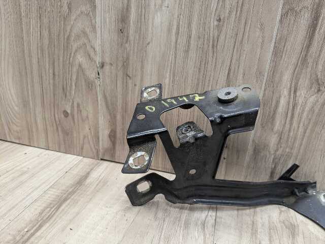 16-19 OEM BMW G11 G12 740 750 M760 Front Left Driver Fender Holder Bracket SET