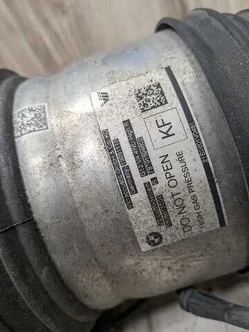 16-22 OEM BMW G11 G12 740iX 745eX 750iX B7 FRONT Right Passenger Air Shock Strut