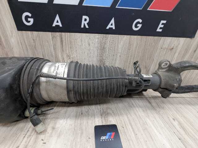 16-22 OEM BMW G11 G12 740iX 745eX 750iX B7 FRONT Right Passenger Air Shock Strut