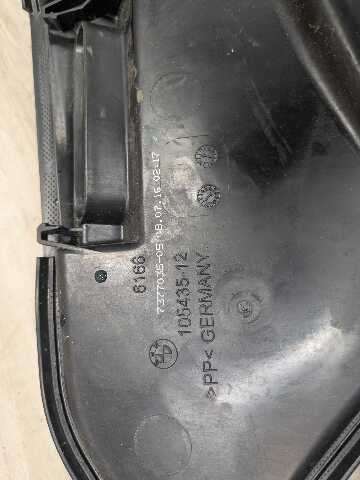 OEM BMW G12 G30 540 M550 750 M760 Windshield Wiper Washer Reservoir Tank Pump