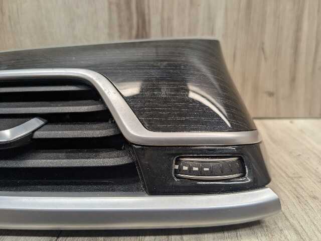 16-19 OEM BMW G11 G12 740 750 Left Driver Dash AC AIr Vent Grille Grill*