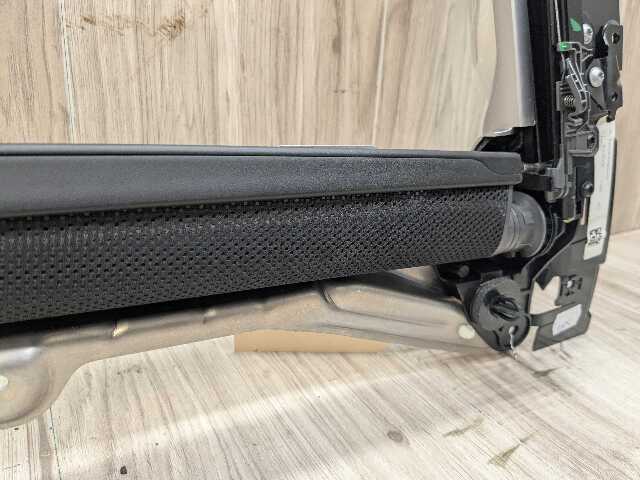 OEM BMW G12 740 750 M760 Rear Right Passenger Door Sun Blind Shade Roller Light
