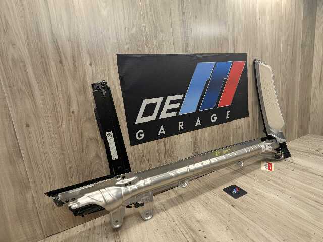 OEM BMW G12 740 750 M760 Rear Left Driver Door Sun Blind Shade Roller Light Lamp