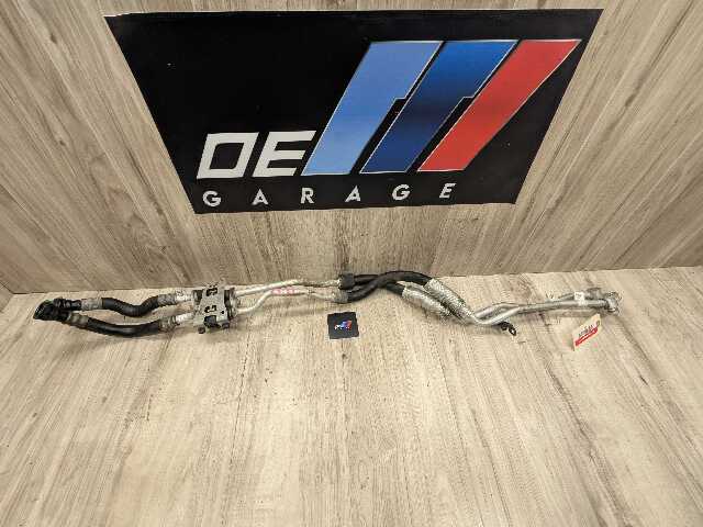 16-19 OEM BMW F90 M5 G12 750 G30 M550 Transmission Oil Cooler Line Inlet Outlet