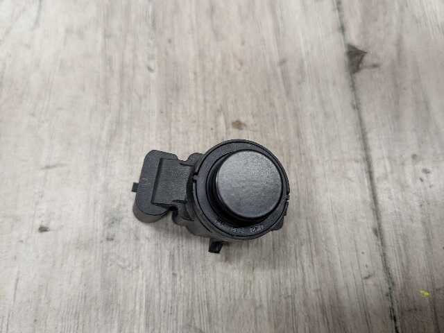 OEM BMW F44 F95 G05 G07 G20 G26 G42 G87 Bumper Parking Aid Ultrasonic PDC Sensor