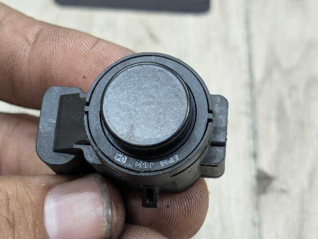 OEM BMW F44 F95 G05 G07 G20 G26 G42 G87 Bumper Parking Aid Ultrasonic PDC Sensor