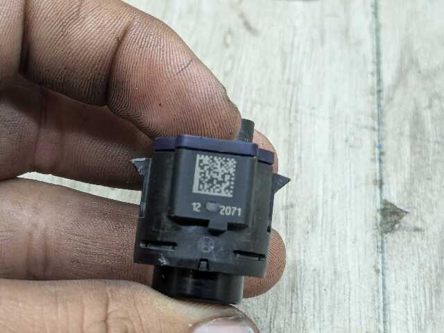 OEM BMW F44 F95 G05 G07 G20 G26 G42 G87 Bumper Parking Aid Ultrasonic PDC Sensor