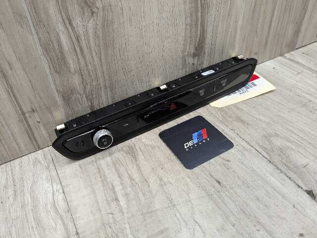LCI OEM BMW G20 G22 G23 G26 G42 G80 M3 M4 AC Climate Audio Radio Hazard Panel