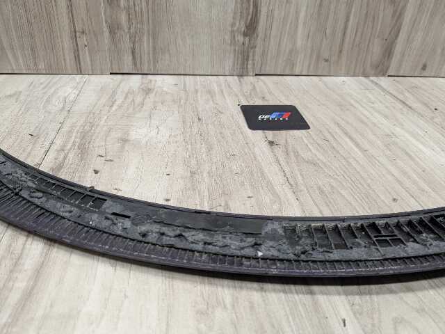 *22-25 OEM BMW G42 M240 REAR Left Driver Fender Flare Wheel Arch Molding Trim