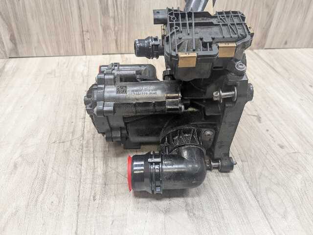 OEM BMW G01 G05 G07 G20 G22 G23 G26 G30 G42 Engine B58 Heat Management Module