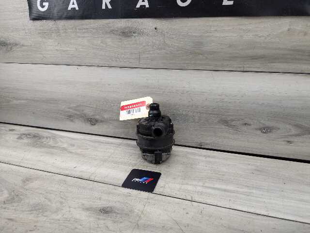 OEM BMW F22 F30 F32 F36 F80 M3 M4 Engine B46 S55 Auxiliary Electric Water Pump