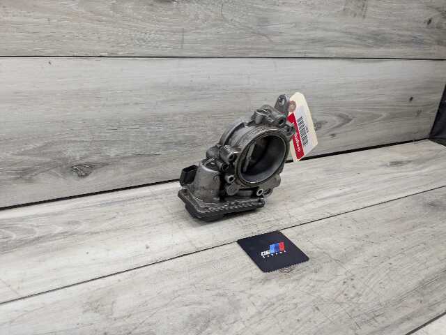 12-19 OEM BMW F22 F23 F30 F32 F33 G30 G32 B48 B58 Throttle Body Assembly