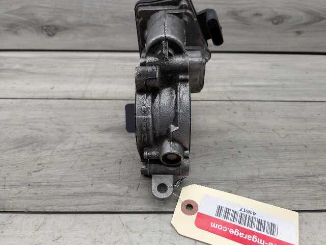 12-19 OEM BMW F22 F23 F30 F32 F33 G30 G32 B48 B58 Throttle Body Assembly