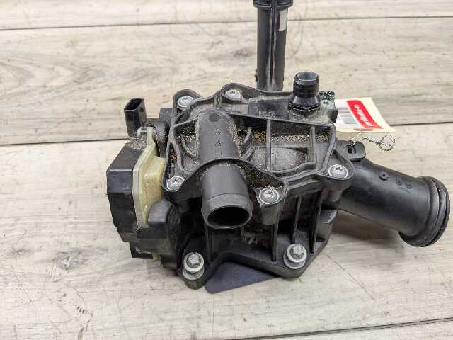 OEM BMW F22 F23 F30 F32 F36 G01 G12 G30 Engine B58 Motor Heat Coolant Thermostat
