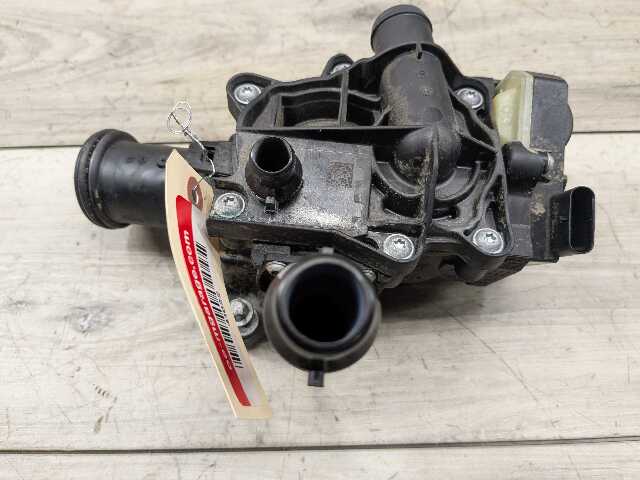 OEM BMW F22 F23 F30 F32 F36 G01 G12 G30 Engine B58 Motor Heat Coolant Thermostat