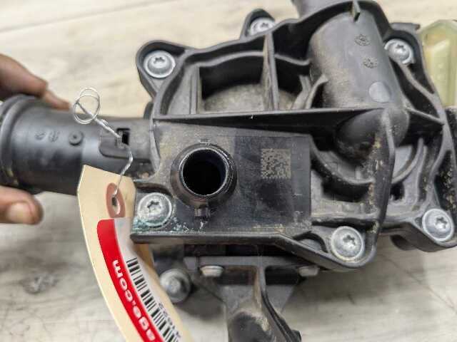 OEM BMW F22 F23 F30 F32 F36 G01 G12 G30 Engine B58 Motor Heat Coolant Thermostat