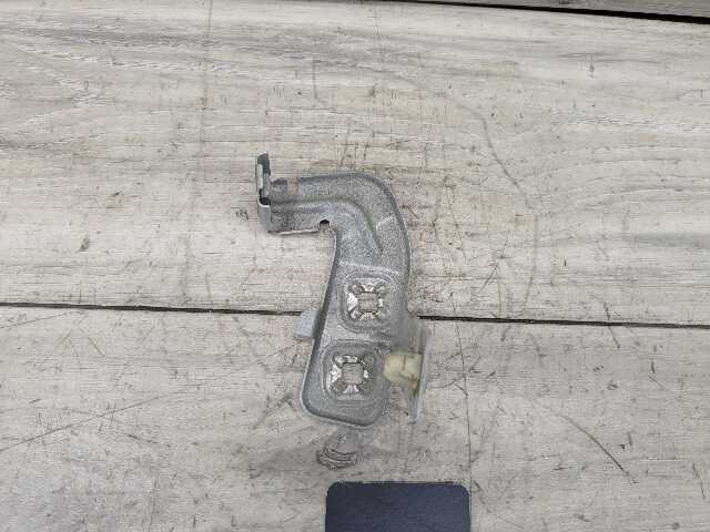 12-20 OEM BMW F30 F32 F33 F36 Front Left Driver Fender Wing Holder Bracket SET