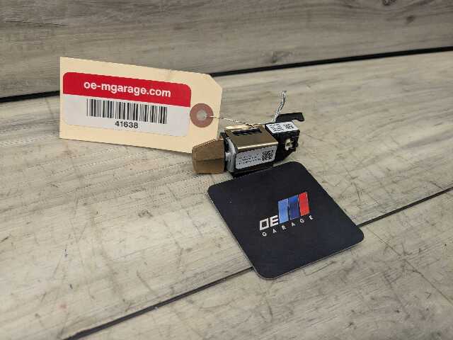 OEM BMW F22 F23 F30 F32 F33 F36 F80 F82 Steering Wheel Vibration Generator Motor