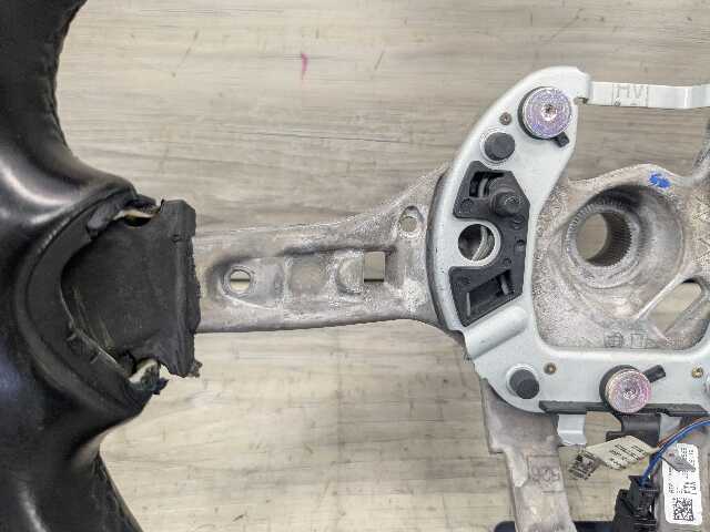 OEM BMW F22 F23 F30 F32 F33 F36 M SPORT Steering Wheel Black Leather MANUAL