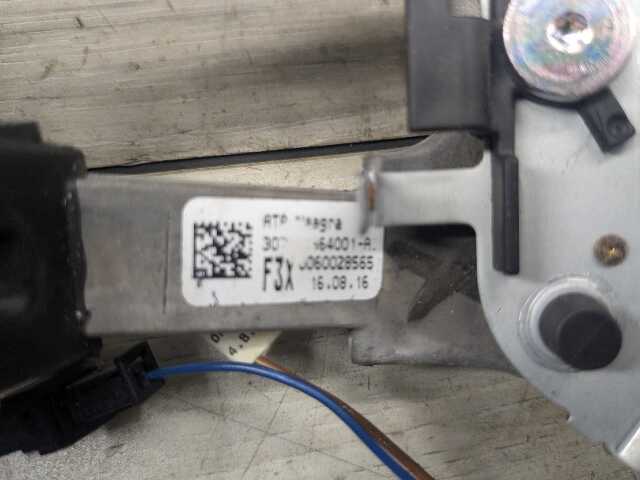 OEM BMW F22 F23 F30 F32 F33 F36 M SPORT Steering Wheel Black Leather MANUAL