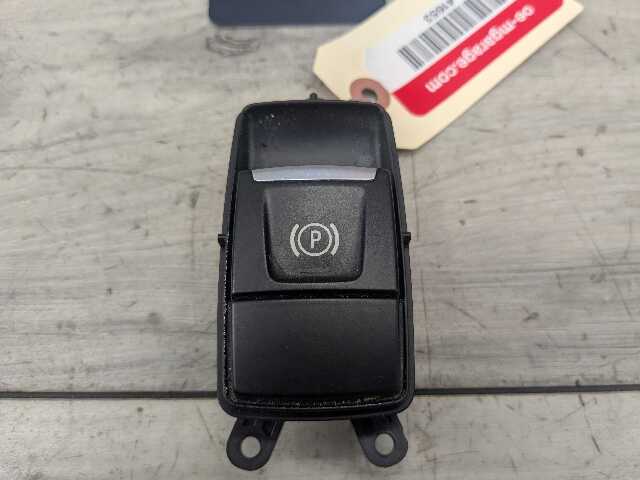 16-23 OEM BMW F39 F48 X1 X2 Center Console Parking Brake Control Switch Button