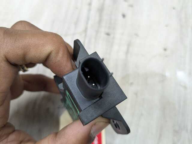 OEM BMW F44 G20 G26 G80 G82 M3 M4 M8 Keyless Entry Comfort Access Antenna Module