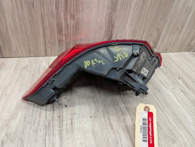 16-19 OEM BMW G11 G12 740 750 M760 B7 Rear Right Passenger Outer LED Tail Light