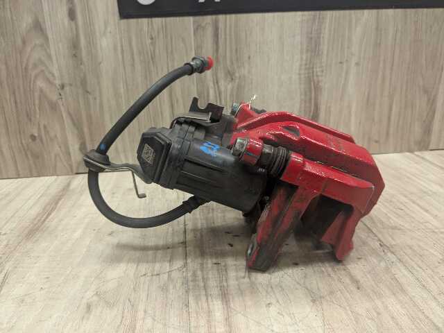 OEM BMW G20 G22 G23 G26 G42 M240 M340 M440 Rear Left Driver Brake Caliper RED