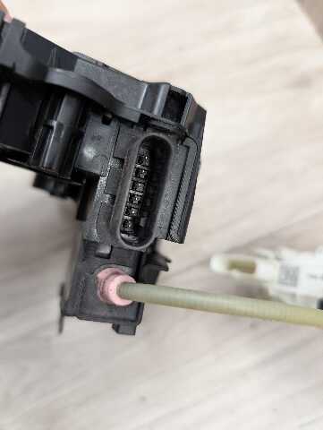 16-22 OEM BMW G11 G12 FRONT RIGHT PASSENGER Door Lock Latch Actuator SOFT CLOSE