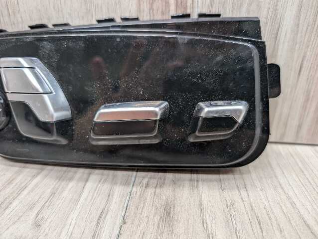 OEM BMW F90 G11 G12 G30 G32 Front Right Passenger Seat Adjustment Control Switch