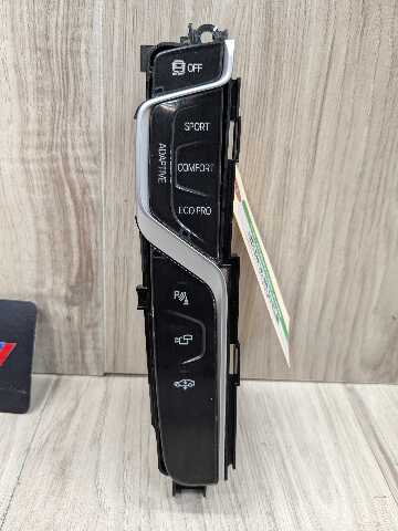 16-19 OEM BMW G11 G12 740 750 70 Center Console Operating Unit Traction Switch