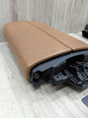 16-22 OEM BMW G11 G12 740 750 M760 Center Console Arm Rest Armrest Leather BROWN