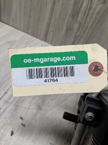 PRE-LCI OEM BMW G12 G30 530 540 740 AC Condenser Air Conditioning Radiator Drier