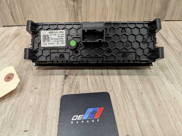 16-22 OEM BMW G11 G12 740 750 M760 AC Rear Heater Climate Control Switch Panel