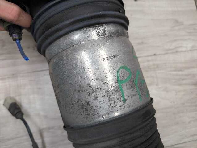 16-22 OEM BMW G11 G12 740 750 B7 REAR Right Passenger Air Suspension Strut Shock