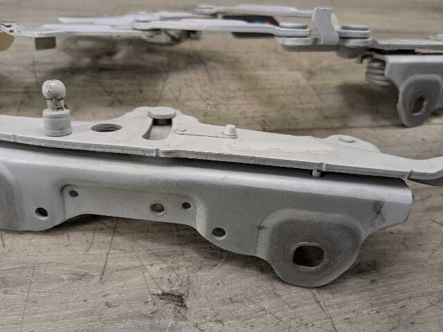 16-22 OEM BMW F39* F48 X1 X2 28i 28iX Hood Bonnet Left Right Hood Hinges SET