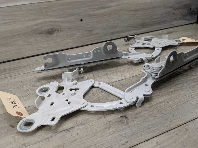 16-22 OEM BMW F39* F48 X1 X2 28i 28iX Hood Bonnet Left Right Hood Hinges SET
