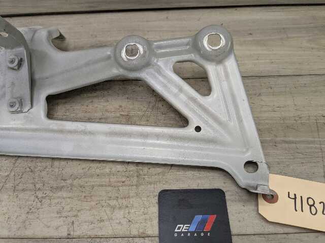 16-22 OEM BMW F48 X1 28i 28iX Front Left Driver Side Fender Holder Bracket