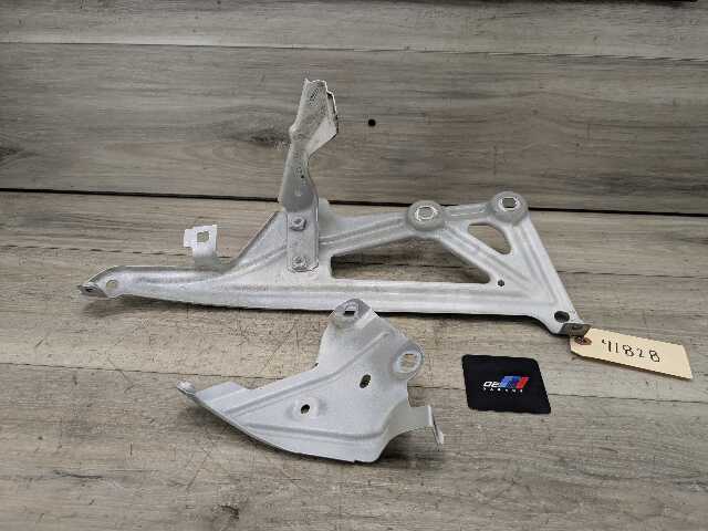 16-22 OEM BMW F48 X1 28i 28iX Front Left Driver Side Fender Holder Bracket